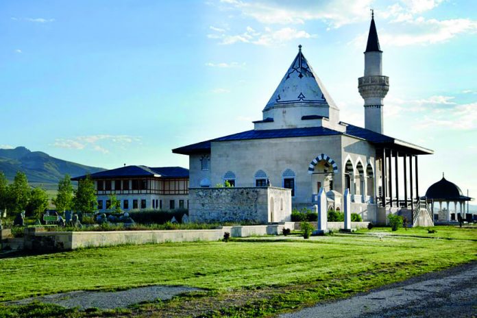 alvarli-efe-türbe