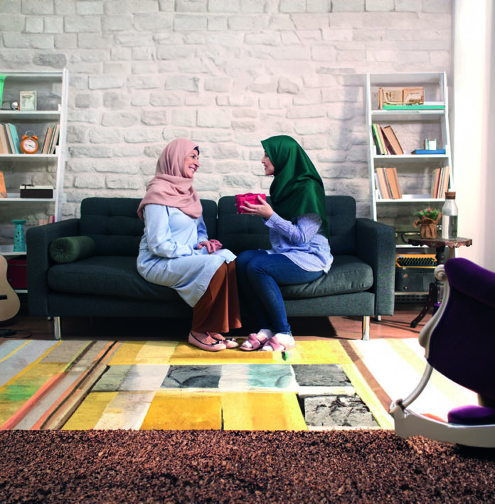 Istanbul,turkey,-,03.12.2021:,Loving,Adult,Daughter,In,Hijab,Is,Giving